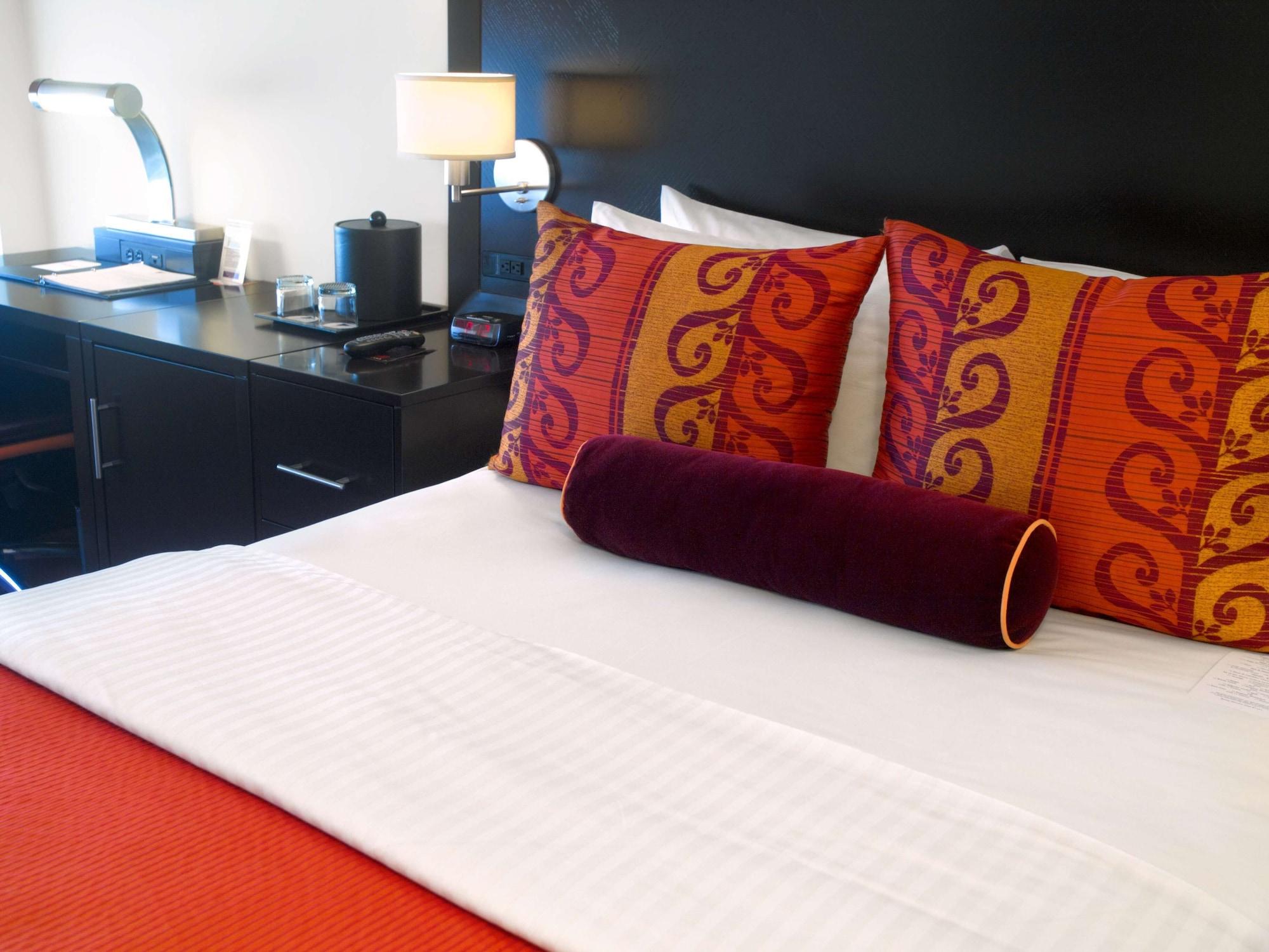 Hotel Plaza 4*