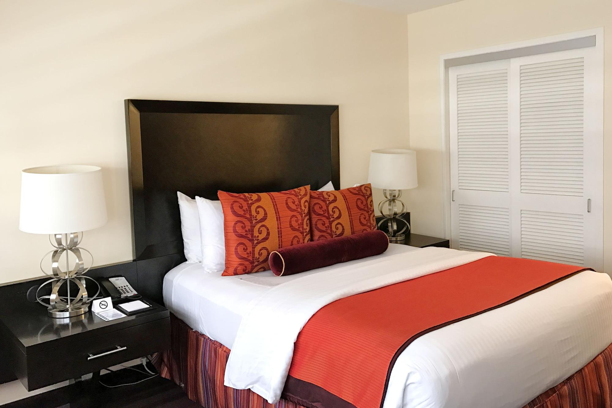 Hotel Plaza 4*